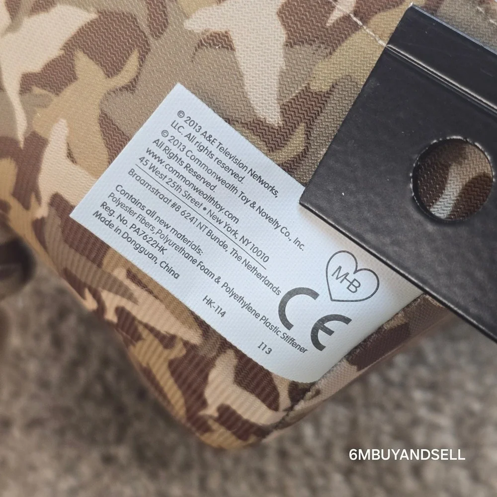 Duck Dynasty Si Robertson Talking Plush Camo Hat Beard A&E Commonwealth 2013